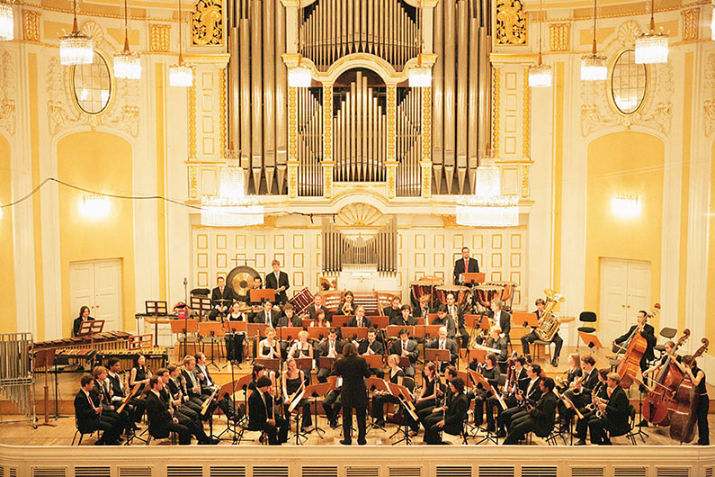 Alumnos de ESMAR podrán estudiar en el Mozarteum de Salzburgo